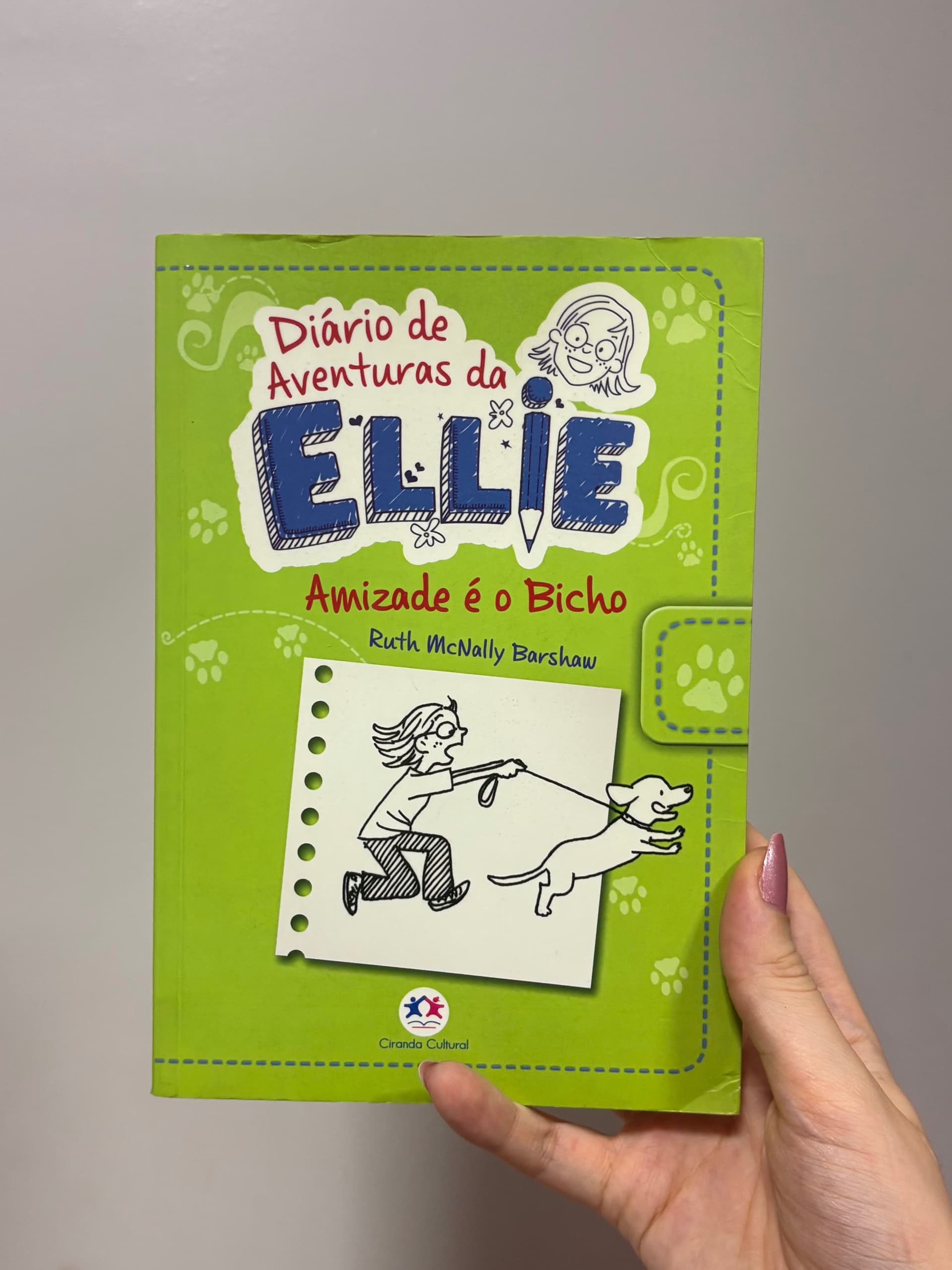 Capa de Diário de Aventuras da Ellie - Amizade e o bicho